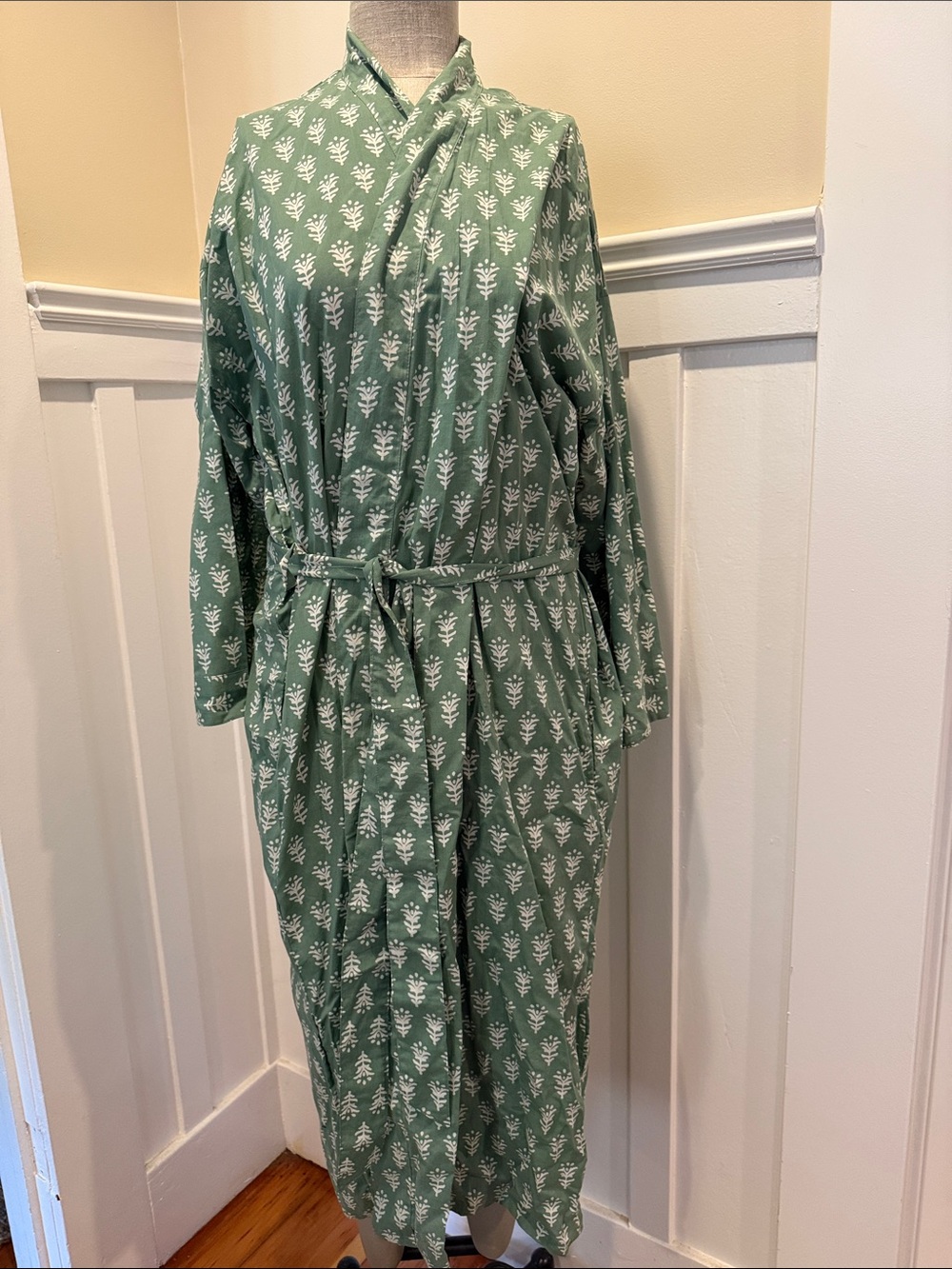 New Dawn Discovered long batik robe